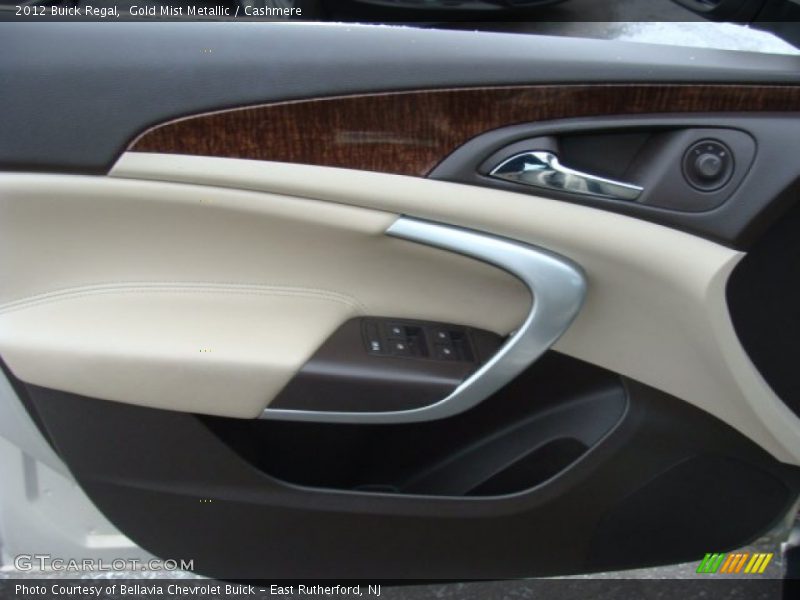 Gold Mist Metallic / Cashmere 2012 Buick Regal