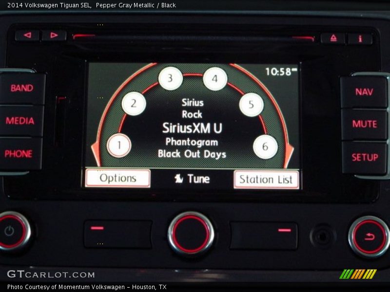 Pepper Gray Metallic / Black 2014 Volkswagen Tiguan SEL