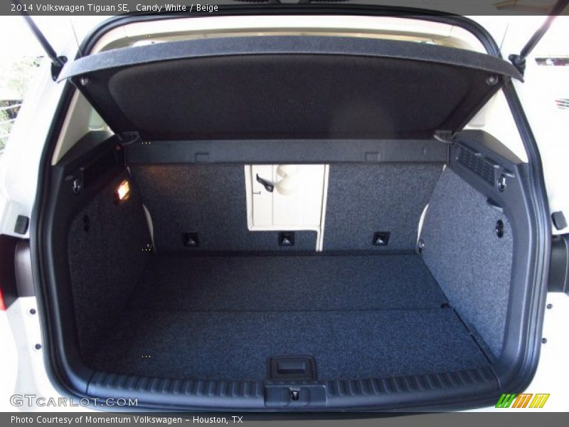 Candy White / Beige 2014 Volkswagen Tiguan SE