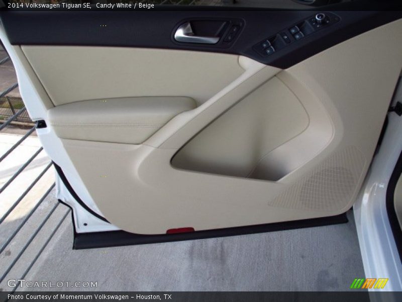 Candy White / Beige 2014 Volkswagen Tiguan SE