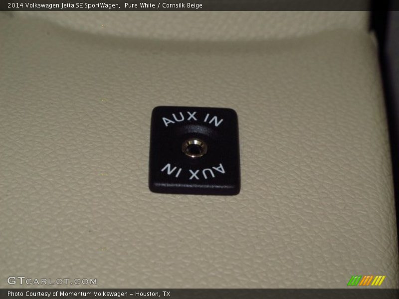 Pure White / Cornsilk Beige 2014 Volkswagen Jetta SE SportWagen