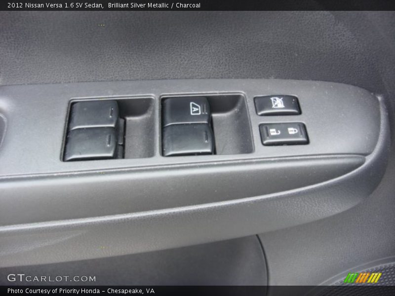 Brilliant Silver Metallic / Charcoal 2012 Nissan Versa 1.6 SV Sedan
