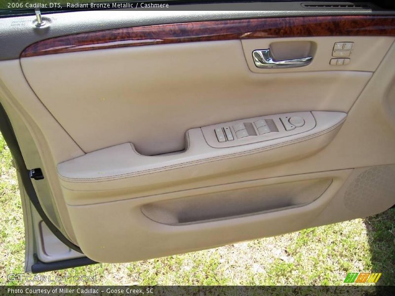 Radiant Bronze Metallic / Cashmere 2006 Cadillac DTS