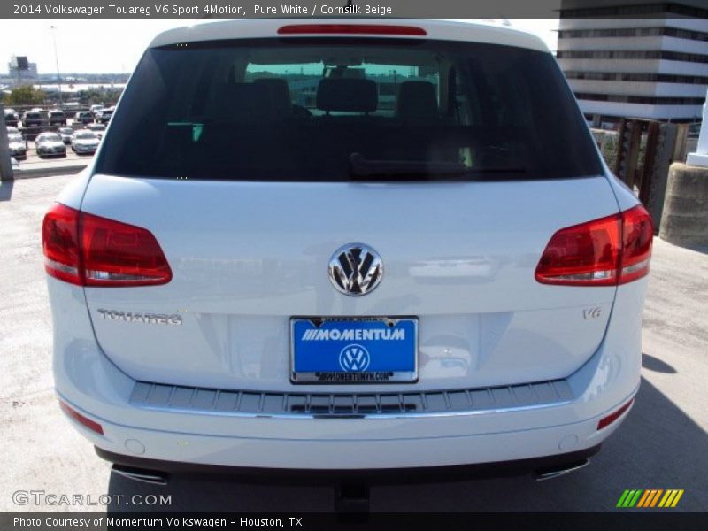 Pure White / Cornsilk Beige 2014 Volkswagen Touareg V6 Sport 4Motion