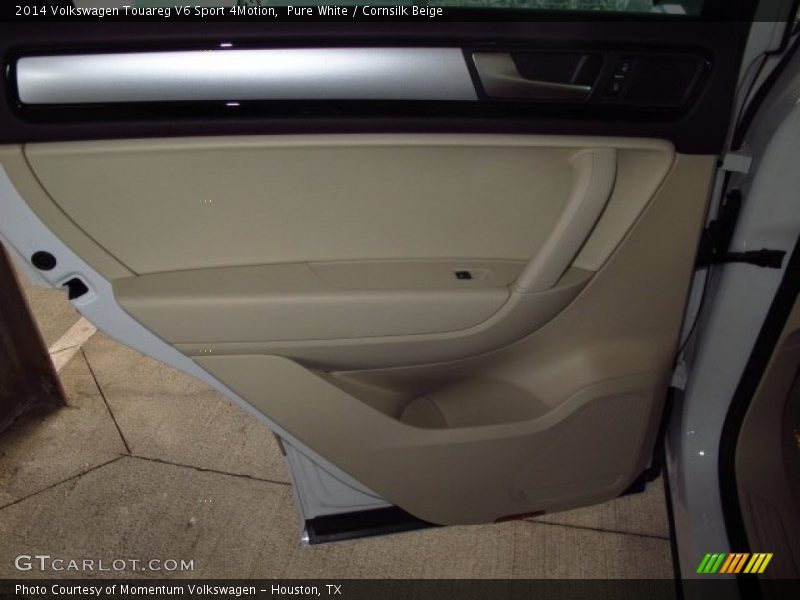 Pure White / Cornsilk Beige 2014 Volkswagen Touareg V6 Sport 4Motion