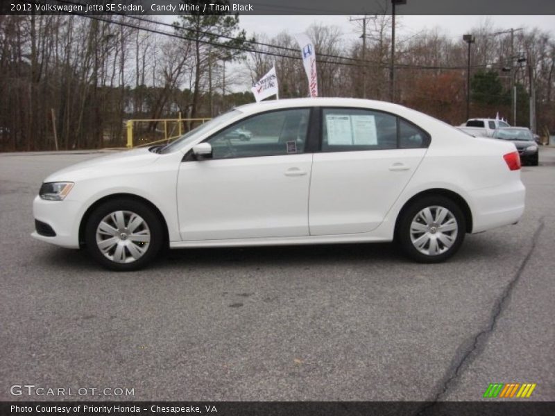 Candy White / Titan Black 2012 Volkswagen Jetta SE Sedan