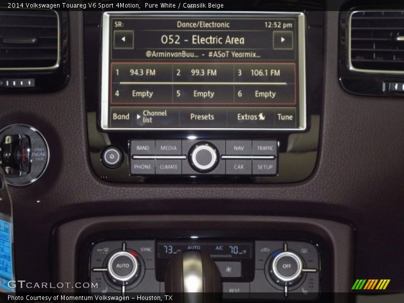 Pure White / Cornsilk Beige 2014 Volkswagen Touareg V6 Sport 4Motion