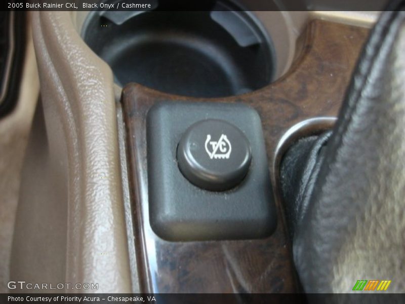 Black Onyx / Cashmere 2005 Buick Rainier CXL