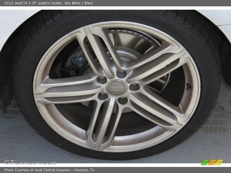 Ibis White / Black 2013 Audi S4 3.0T quattro Sedan