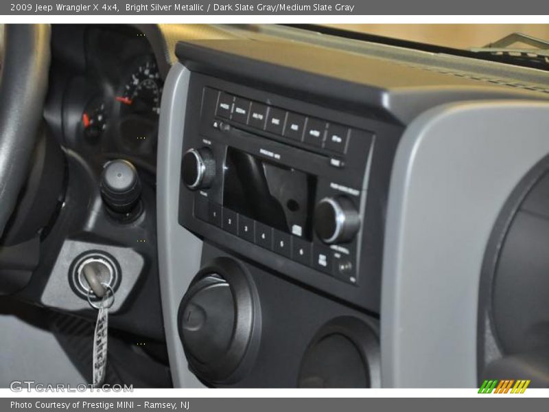Bright Silver Metallic / Dark Slate Gray/Medium Slate Gray 2009 Jeep Wrangler X 4x4