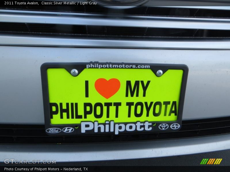 Classic Silver Metallic / Light Gray 2011 Toyota Avalon