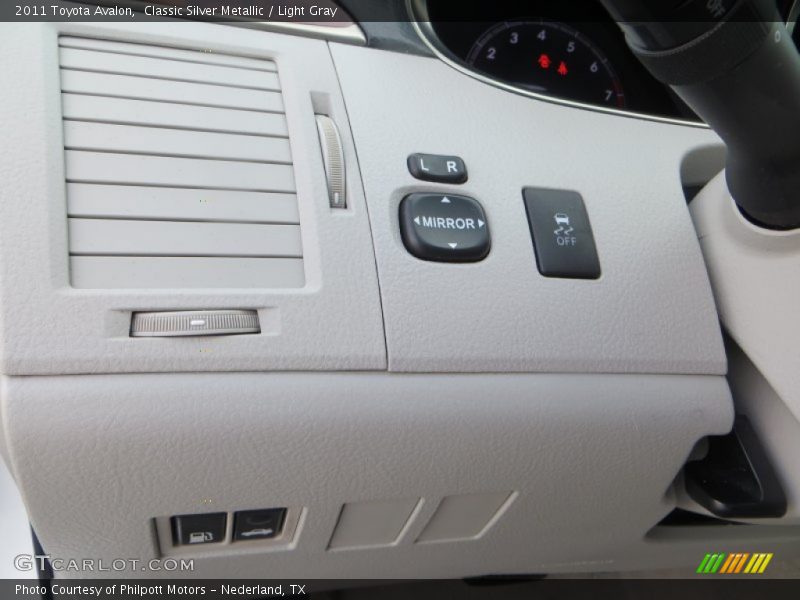 Classic Silver Metallic / Light Gray 2011 Toyota Avalon
