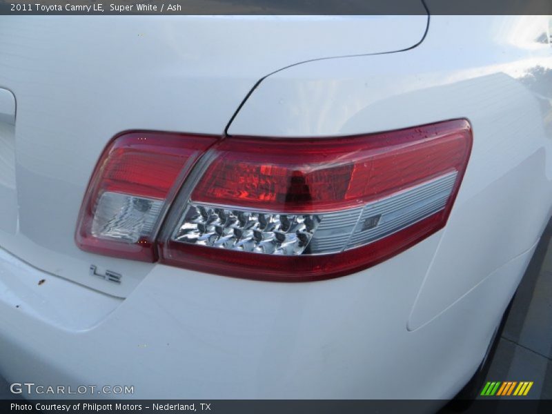 Super White / Ash 2011 Toyota Camry LE