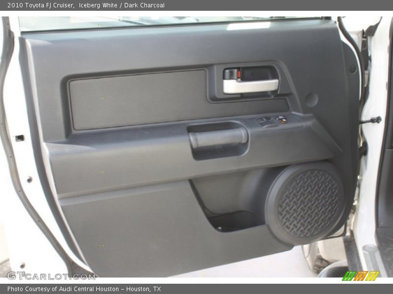 Iceberg White / Dark Charcoal 2010 Toyota FJ Cruiser