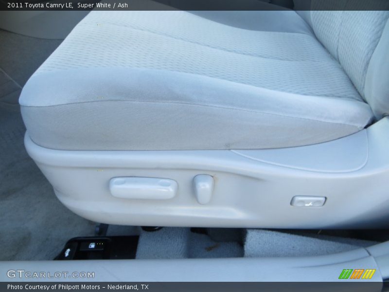 Super White / Ash 2011 Toyota Camry LE