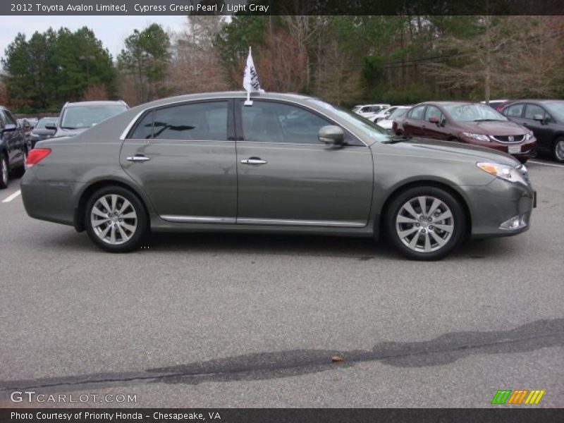 Cypress Green Pearl / Light Gray 2012 Toyota Avalon Limited