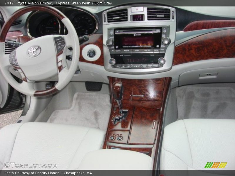 Cypress Green Pearl / Light Gray 2012 Toyota Avalon Limited