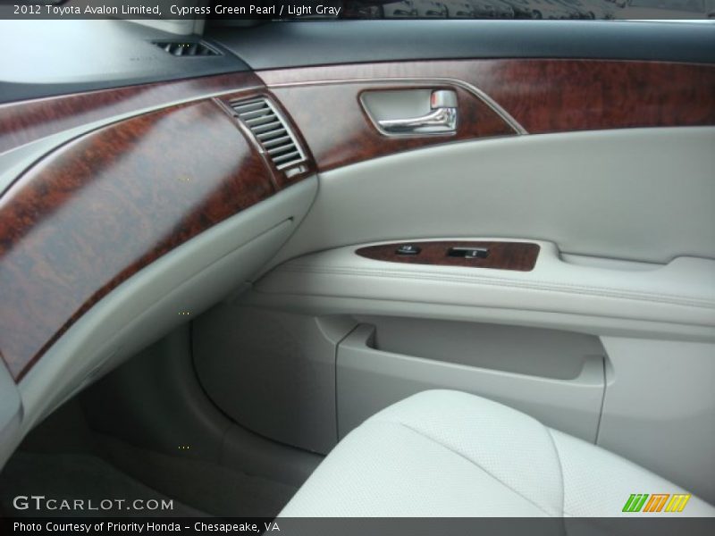 Cypress Green Pearl / Light Gray 2012 Toyota Avalon Limited