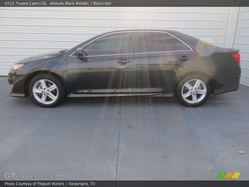 Attitude Black Metallic / Black/Ash 2013 Toyota Camry SE