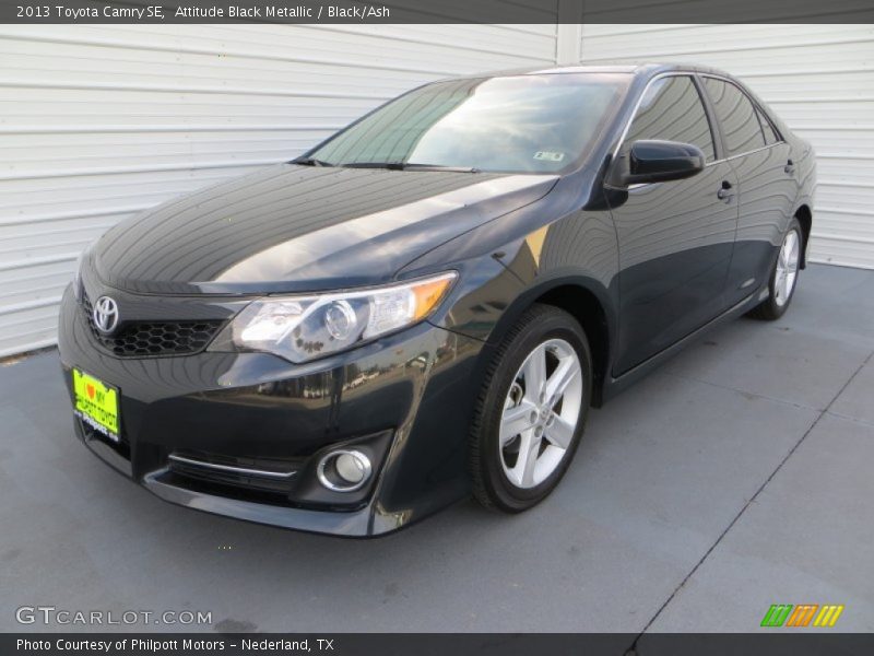 Attitude Black Metallic / Black/Ash 2013 Toyota Camry SE