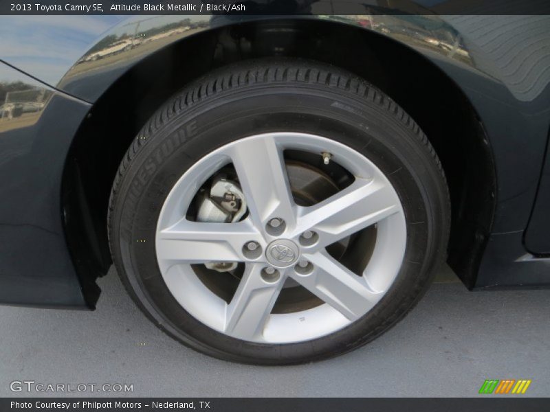 Attitude Black Metallic / Black/Ash 2013 Toyota Camry SE