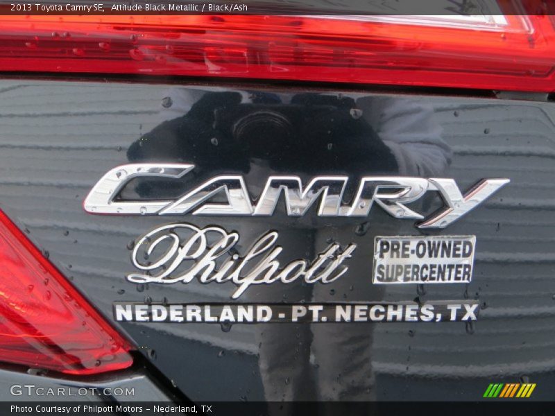 Attitude Black Metallic / Black/Ash 2013 Toyota Camry SE