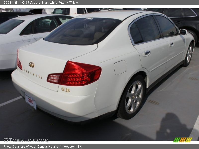 Ivory White Pearl / Willow 2003 Infiniti G 35 Sedan