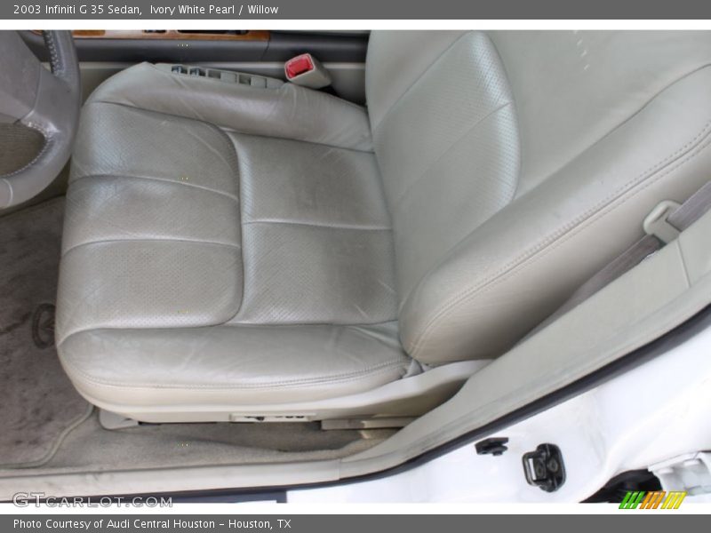 Ivory White Pearl / Willow 2003 Infiniti G 35 Sedan