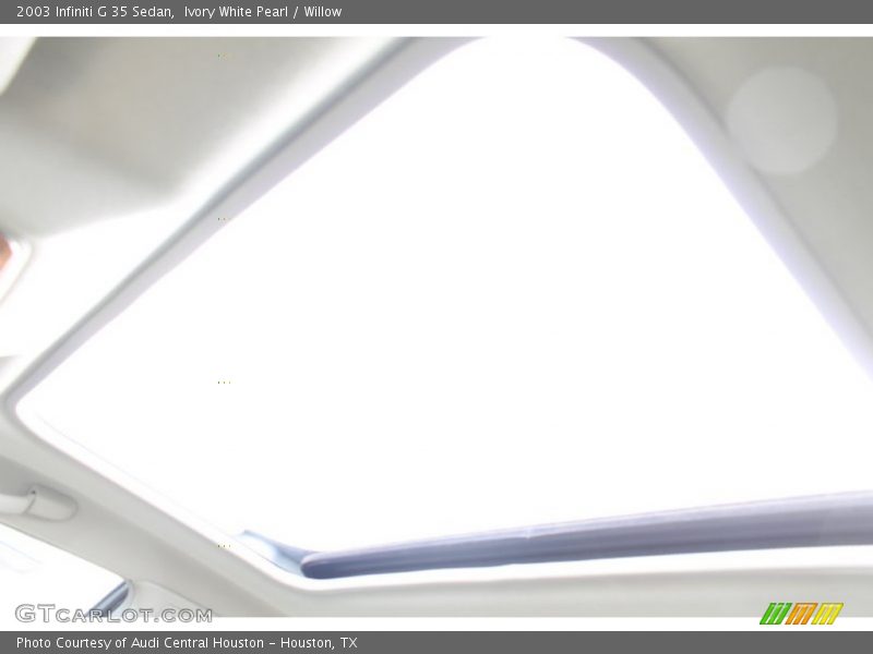 Ivory White Pearl / Willow 2003 Infiniti G 35 Sedan