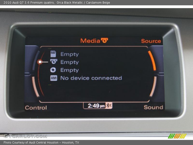 Orca Black Metallic / Cardamom Beige 2010 Audi Q7 3.6 Premium quattro