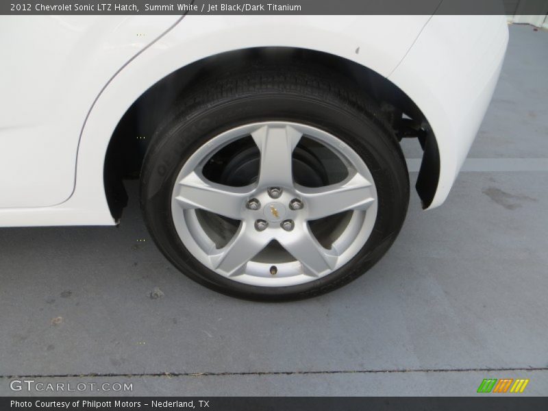 Summit White / Jet Black/Dark Titanium 2012 Chevrolet Sonic LTZ Hatch