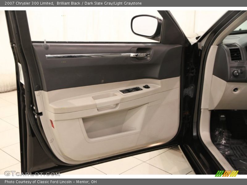 Brilliant Black / Dark Slate Gray/Light Graystone 2007 Chrysler 300 Limited