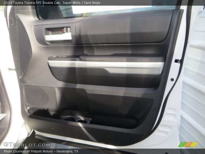 Super White / Sand Beige 2014 Toyota Tundra SR5 Double Cab
