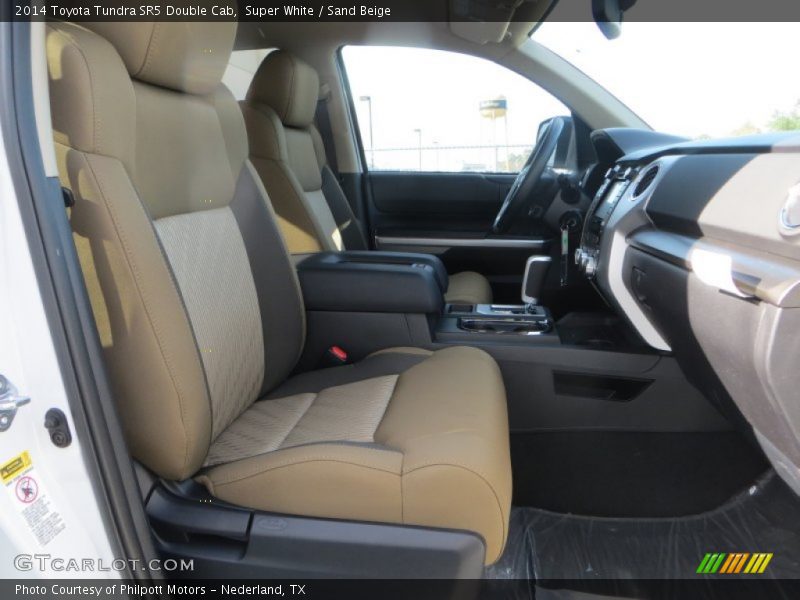 Super White / Sand Beige 2014 Toyota Tundra SR5 Double Cab