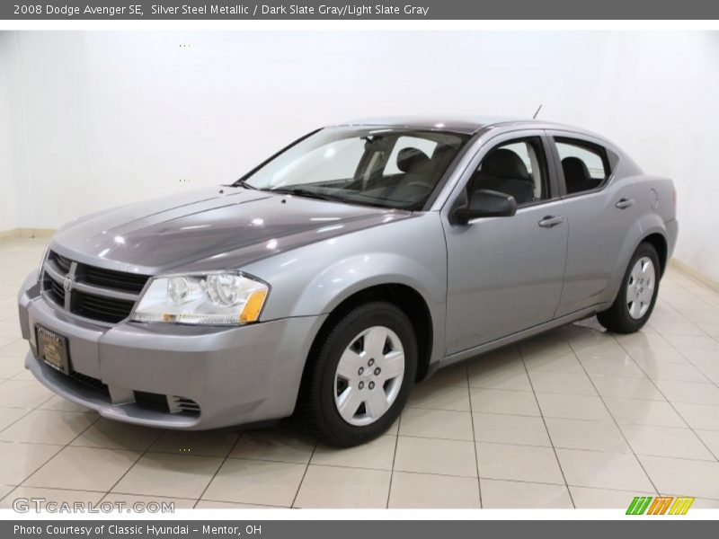 Front 3/4 View of 2008 Avenger SE