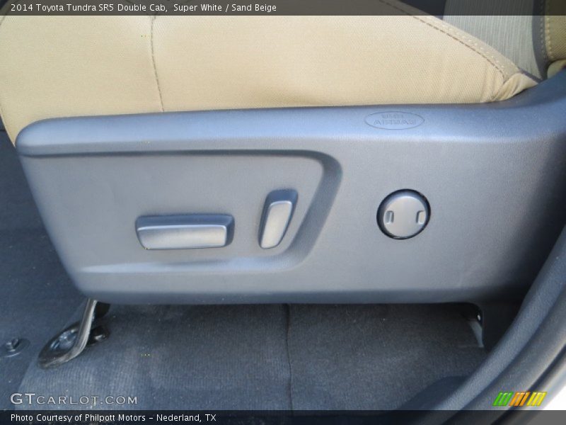Super White / Sand Beige 2014 Toyota Tundra SR5 Double Cab