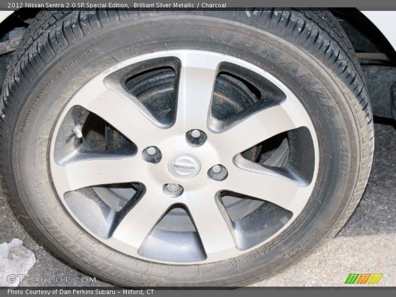 Brilliant Silver Metallic / Charcoal 2012 Nissan Sentra 2.0 SR Special Edition