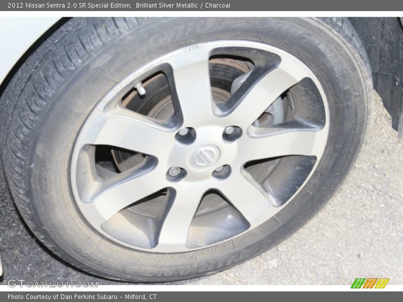Brilliant Silver Metallic / Charcoal 2012 Nissan Sentra 2.0 SR Special Edition