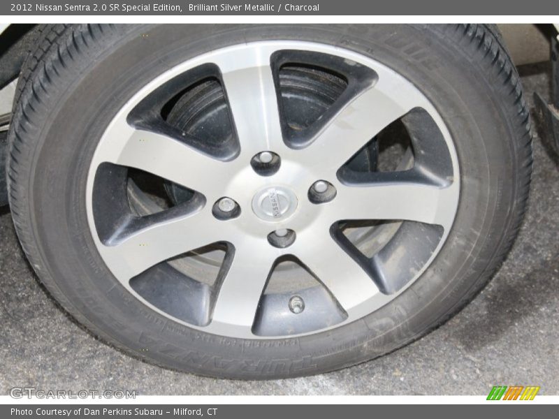 Brilliant Silver Metallic / Charcoal 2012 Nissan Sentra 2.0 SR Special Edition