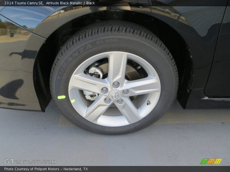 Attitude Black Metallic / Black 2014 Toyota Camry SE