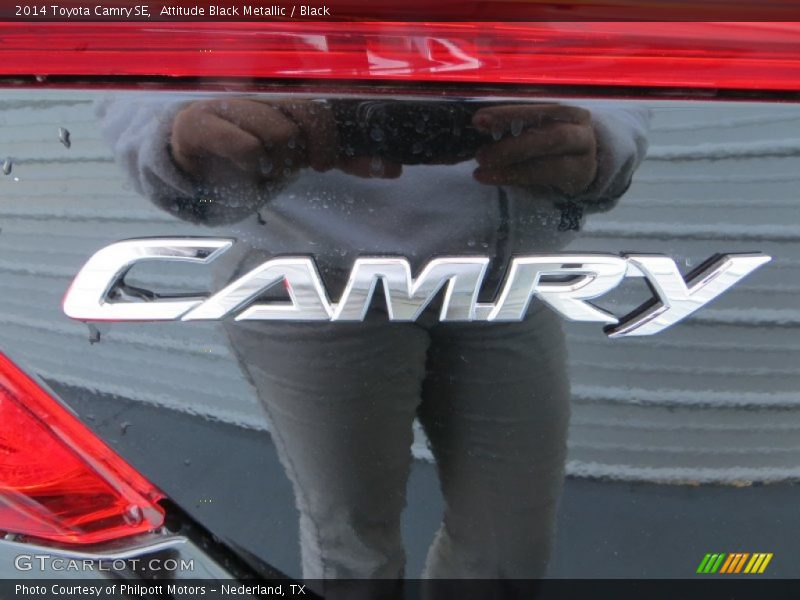 Attitude Black Metallic / Black 2014 Toyota Camry SE