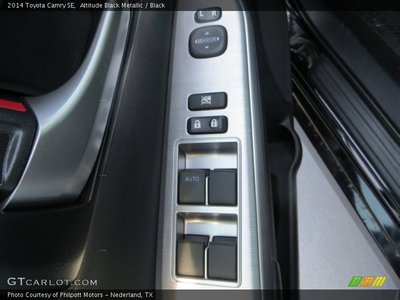 Attitude Black Metallic / Black 2014 Toyota Camry SE