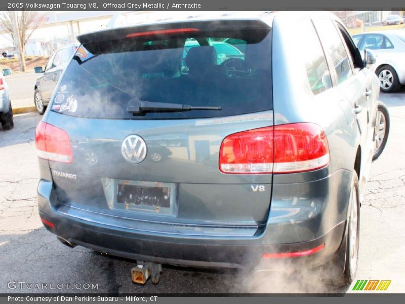 Offroad Grey Metallic / Anthracite 2005 Volkswagen Touareg V8