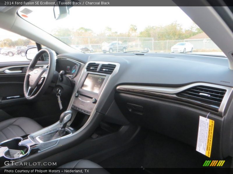 Tuxedo Black / Charcoal Black 2014 Ford Fusion SE EcoBoost