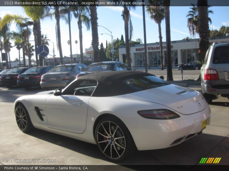 designo Mystic White II / Black designo 2013 Mercedes-Benz SLS AMG GT Roadster