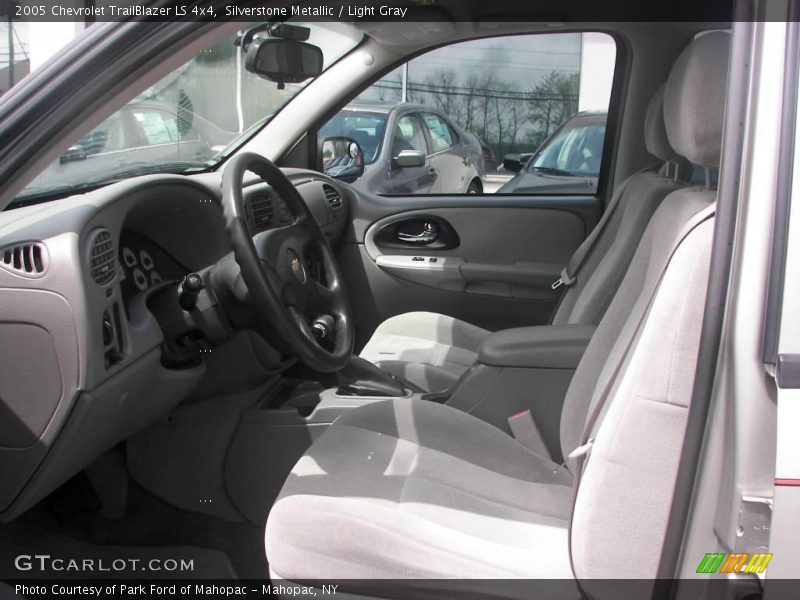 Silverstone Metallic / Light Gray 2005 Chevrolet TrailBlazer LS 4x4