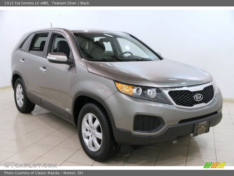 Titanium Silver / Black 2013 Kia Sorento LX AWD