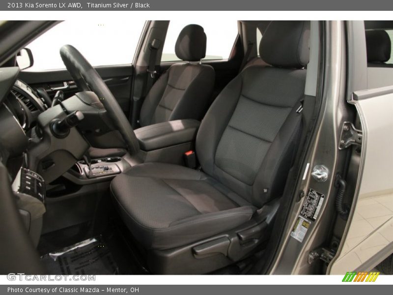 Titanium Silver / Black 2013 Kia Sorento LX AWD