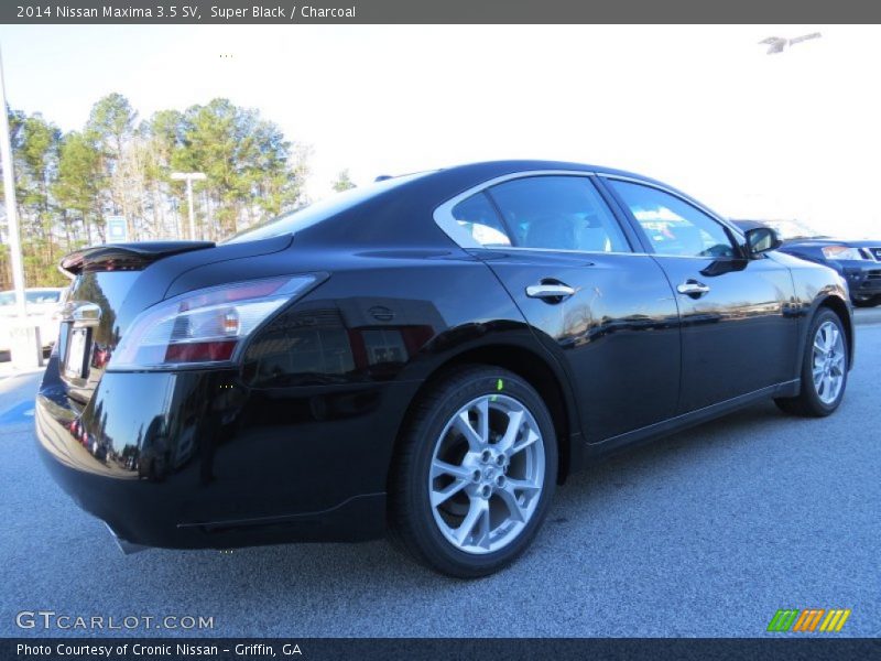 Super Black / Charcoal 2014 Nissan Maxima 3.5 SV