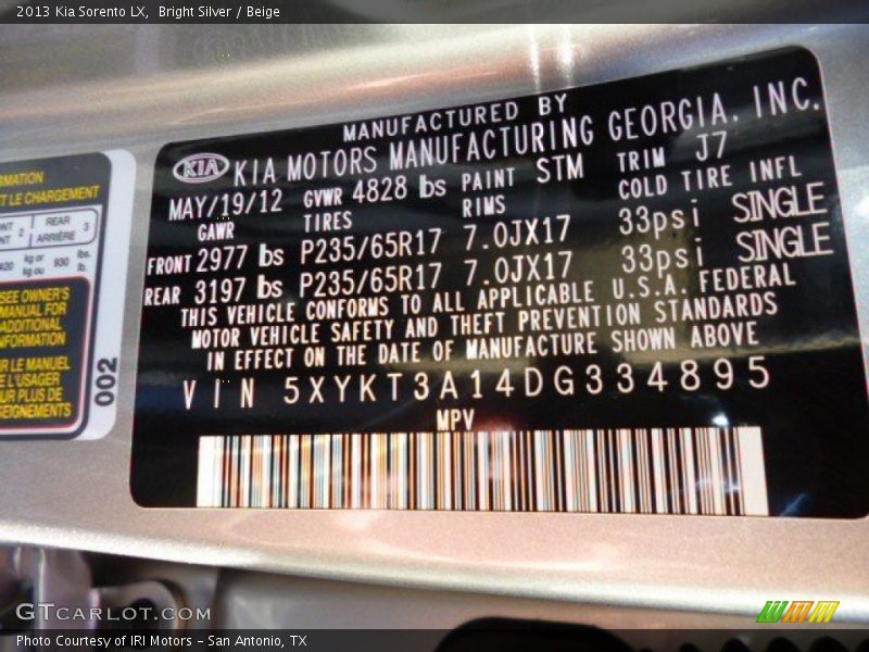 Bright Silver / Beige 2013 Kia Sorento LX